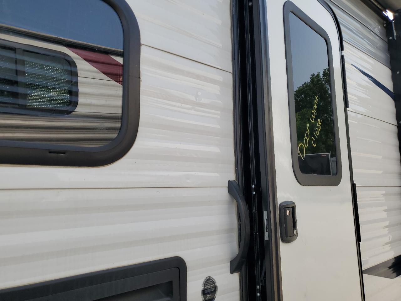 4YDT18014MW107862 SPRI TRAVEL TRL 2021