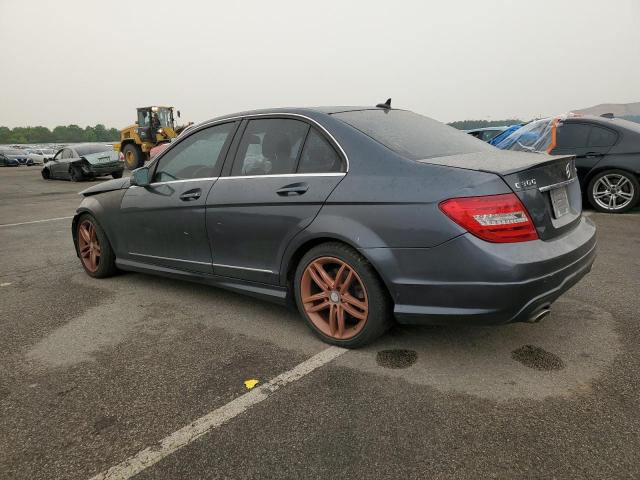 VIN WDDGF8AB3DA764927 2013 Mercedes-Benz C-Class, 3... no.2