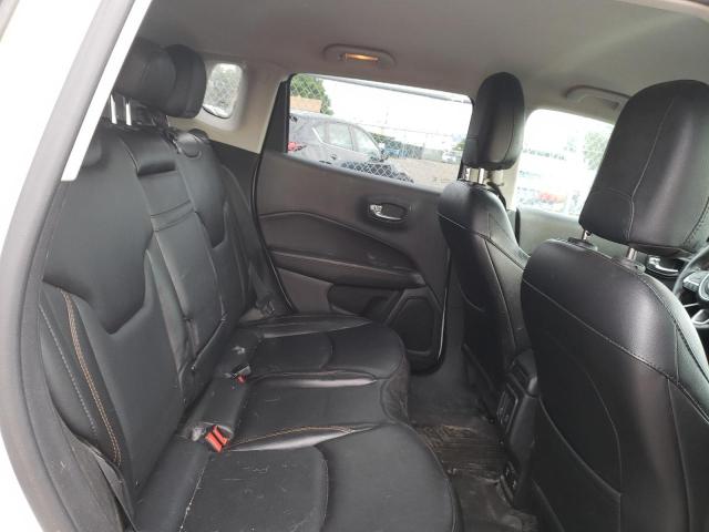 3C4NJDCB7KT723275 Jeep Compass Limited