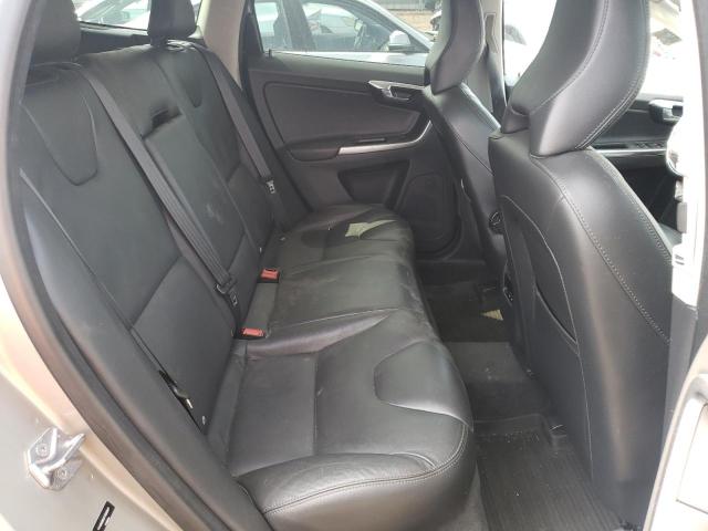 2015 VOLVO XC60 T6 PL - YV4902RD3F2595977
