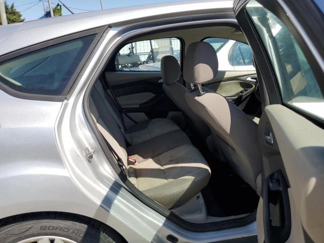 1FADP3K28EL312088 Ford FOCUS SE