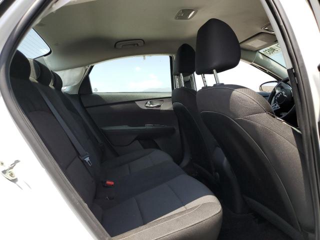 3KPF24AD4PE569318 KIA FORTE LX