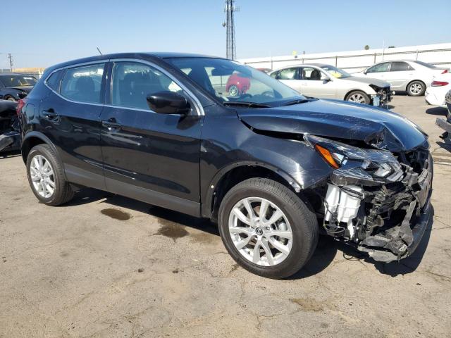 JN1BJ1AV0MW568146 Nissan Rogue Sport S