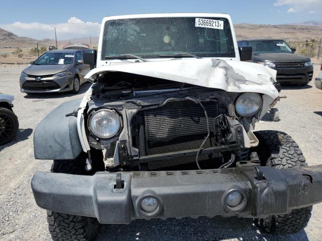 1C4BJWDG3GL105088 Jeep Wrangler Unlimited Sport