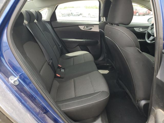 3KPF24AD8NE467808 KIA FORTE FE
