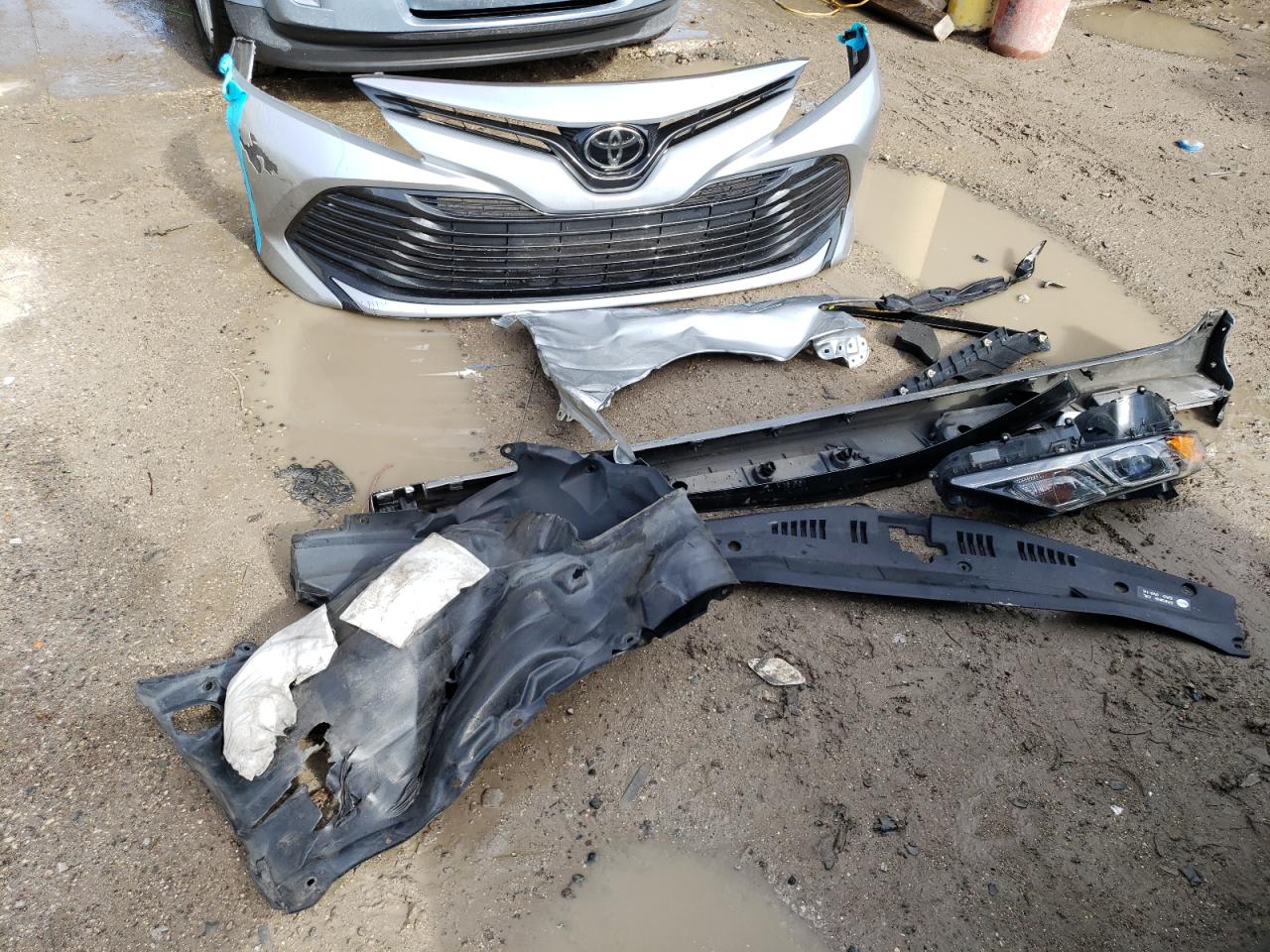 4T1B11HK3KU232259 TOYOTA CAMRY 2019