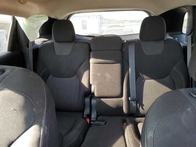1C4PJLCB8HW517517 Jeep Cherokee Latitude