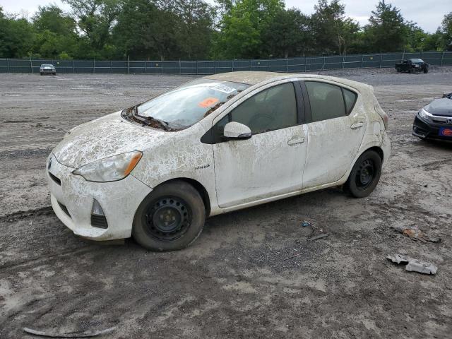 2014 Toyota Prius c 