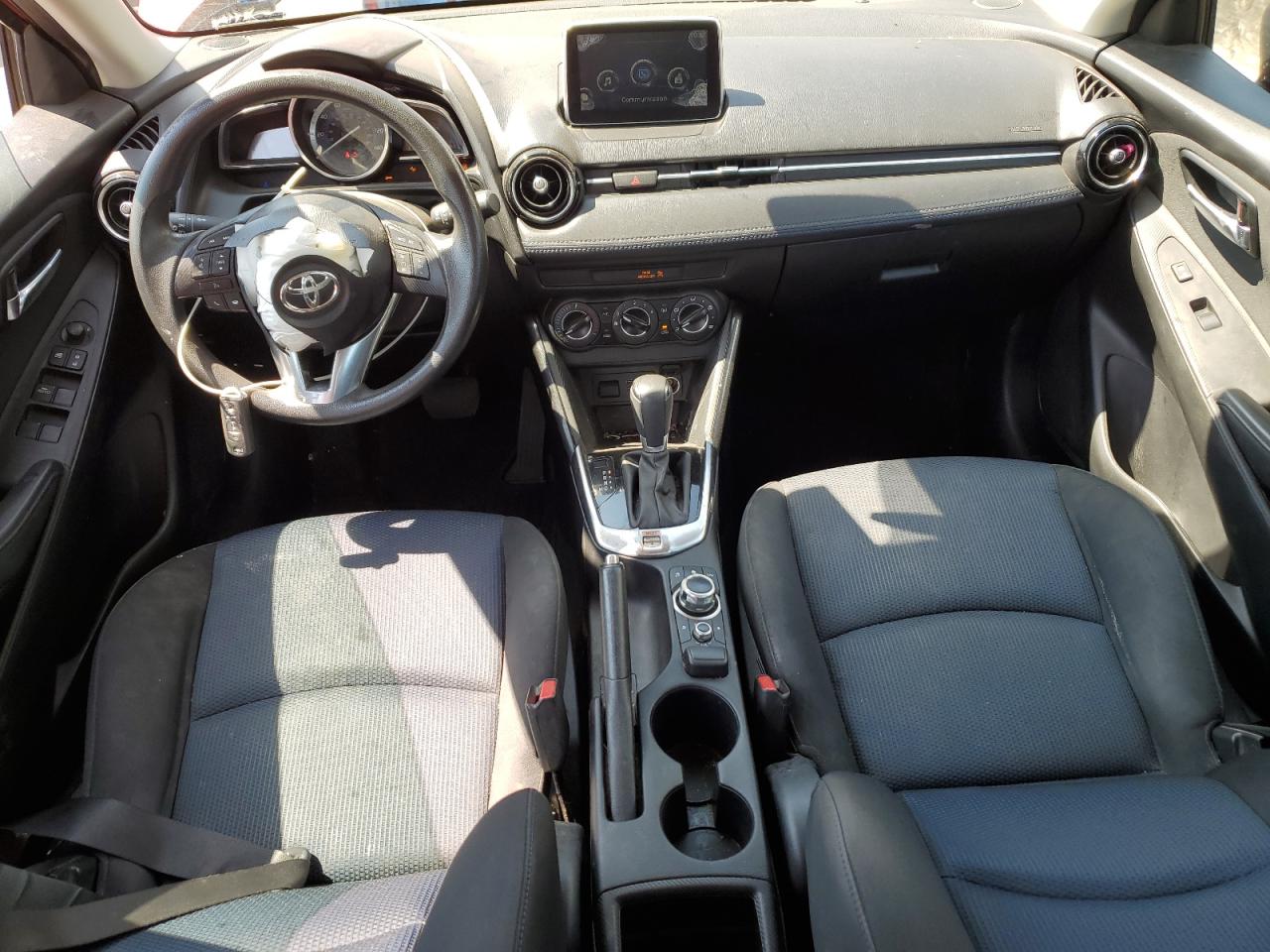 3MYDLBYVXHY170096 TOYOTA YARIS 2017