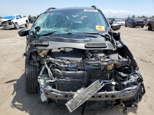 1FMCU0GD8JUB14053 Ford ESCAPE SE