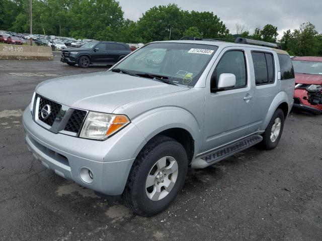 2005 Nissan Pathfinder LE