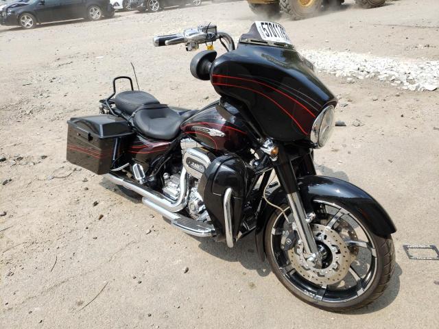 2011 HARLEY-DAVIDSON FLHXSE2 - 1HD1PZ814BB953849