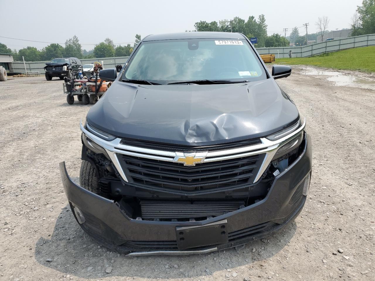 2GNAXUEVXN6106120 CHEVROLET EQUINOX 2022