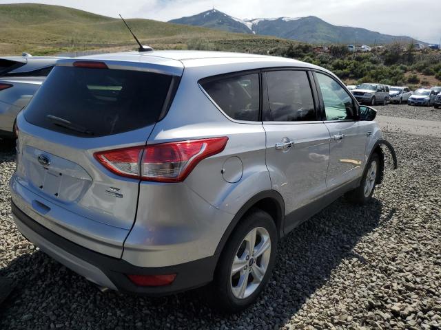 1FMCU9GX0GUA39369 Ford ESCAPE SE
