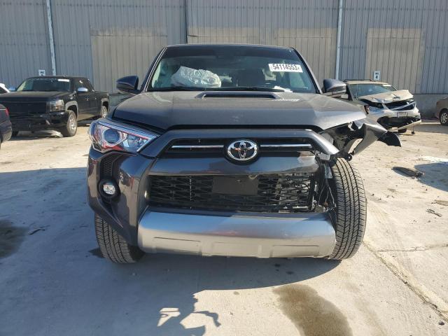 2023 TOYOTA 4RUNNER SE - JTEPU5JR2P6110192