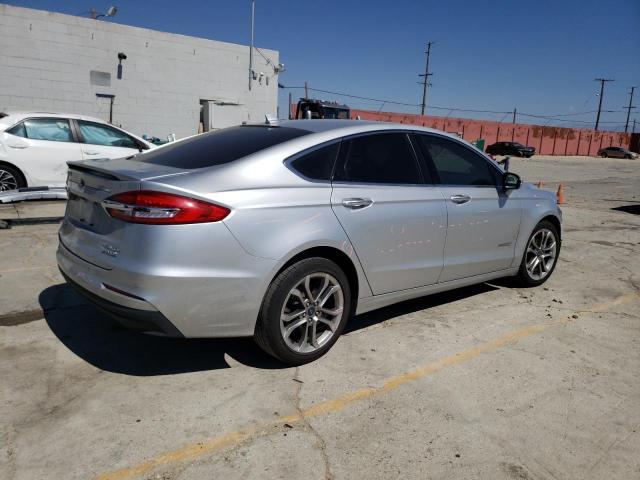 3FA6P0RU4KR117956 Ford Fusion Titanium
