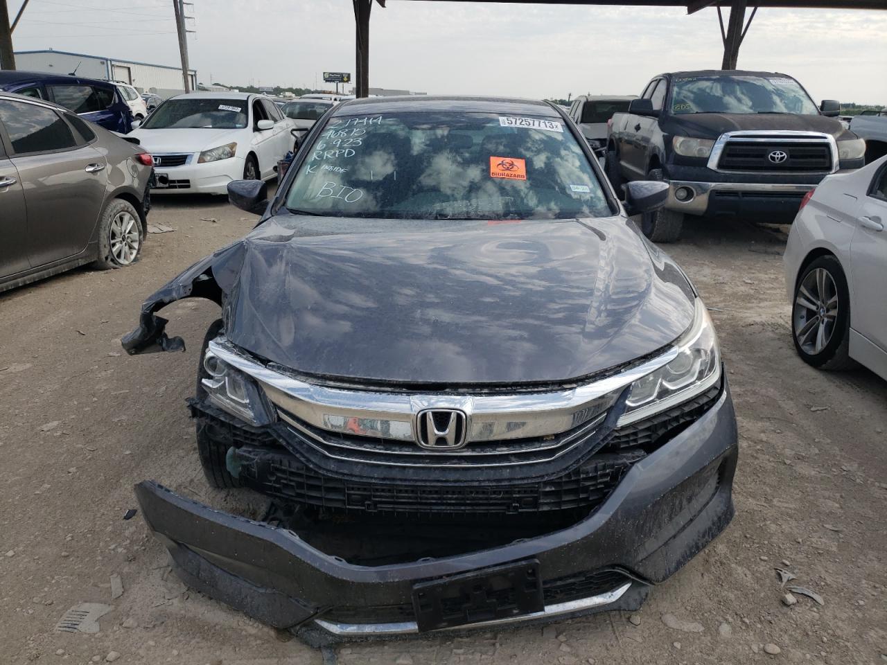 1HGCR2F39HA076338 HONDA ACCORD 2017