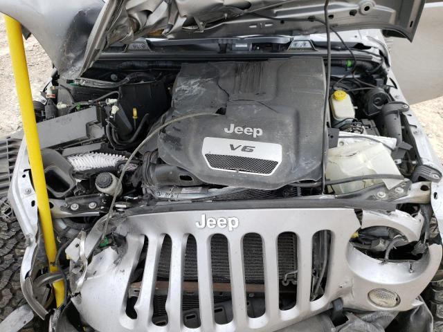 1C4BJWDG9FL549428 Jeep Wrangler Unlimited Sport