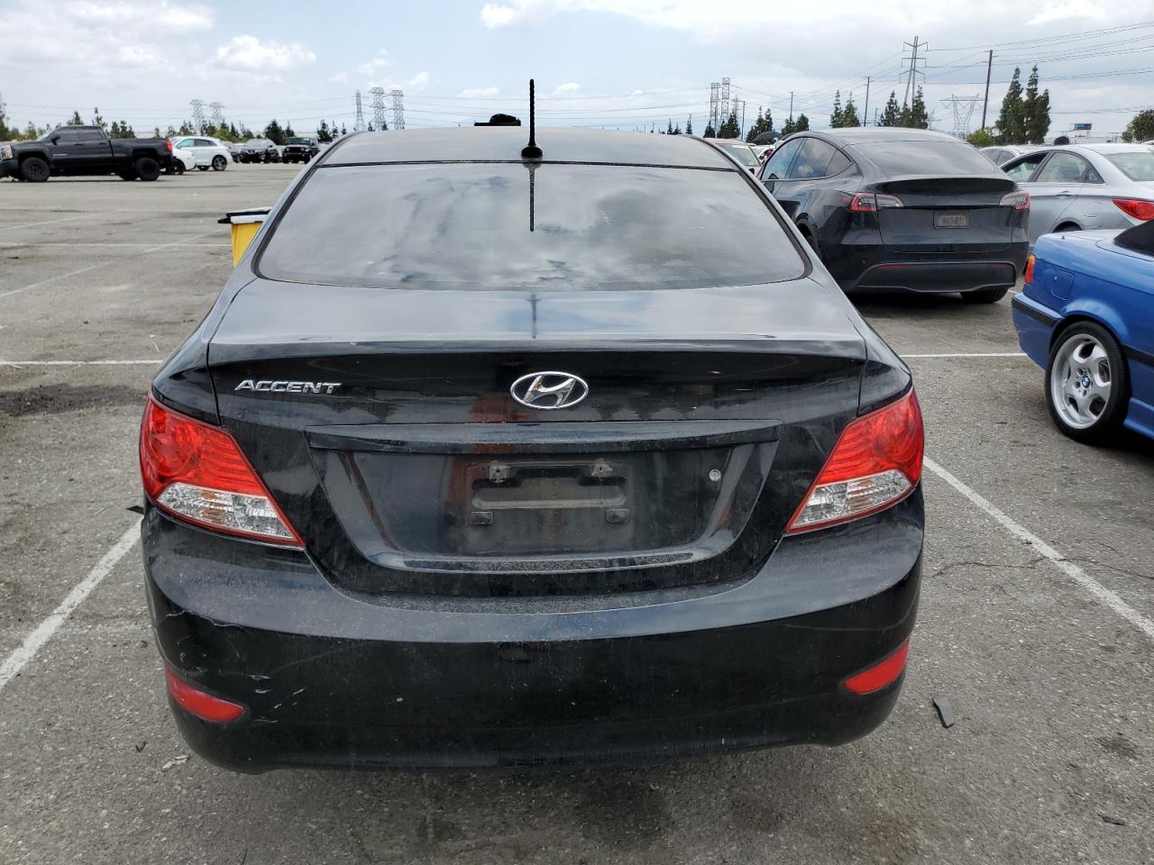 KMHCU4AE8CU213211 2012 Hyundai Accent Gls