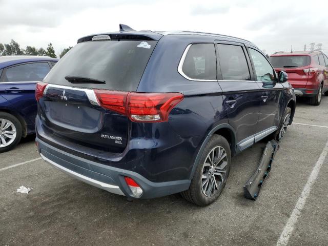 JA4AD3A39HZ042820 Mitsubishi Outlander Se