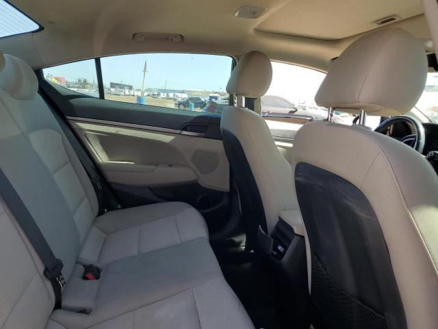 5NPD84LFXHH153792 Hyundai ELANTRA SE