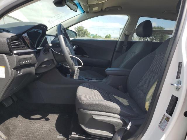 KNDCB3LC1N5547772 KIA NIRO LX