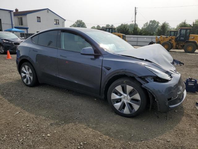 7SAYGDEE3NF322282 Tesla Model Y  4