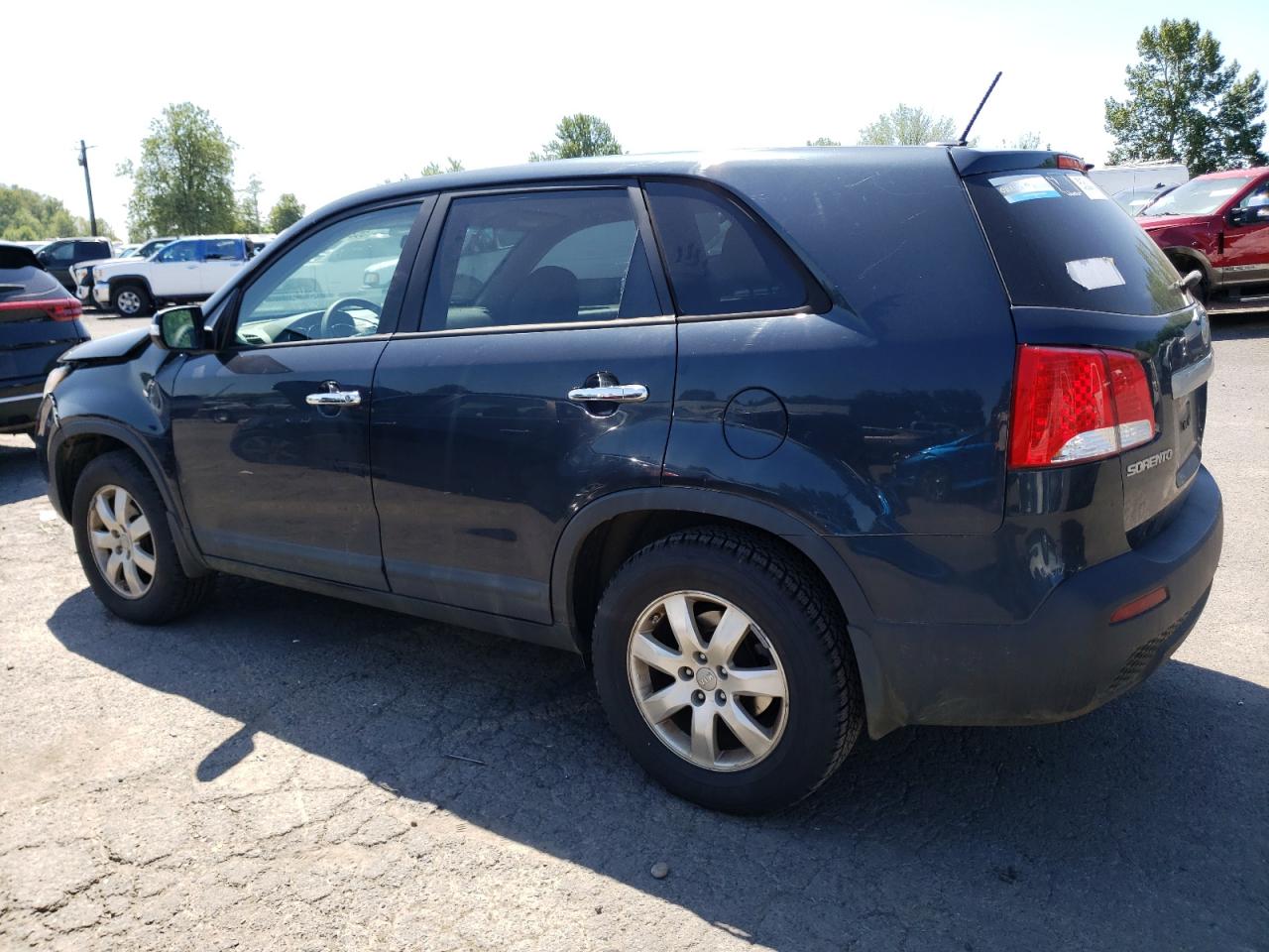 5XYKT3A12CG276185 2012 Kia Sorento Base