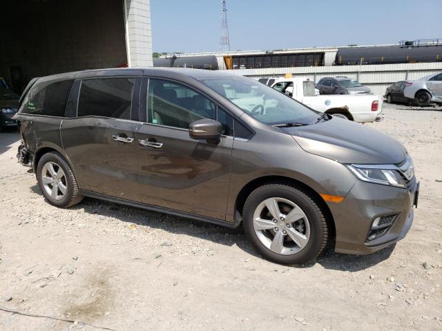 5FNRL6H70JB081409 2018 HONDA ODYSSEY, photo no. 4