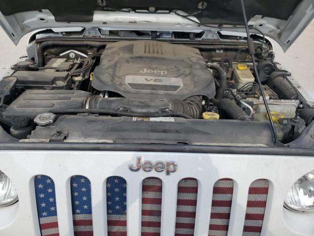 1C4BJWEG1FL527096 Jeep Wrangler Unlimited Sahara