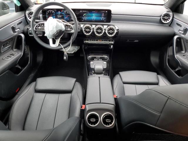 W1K3G4EB3NJ340065 Mercedes-Benz A 220