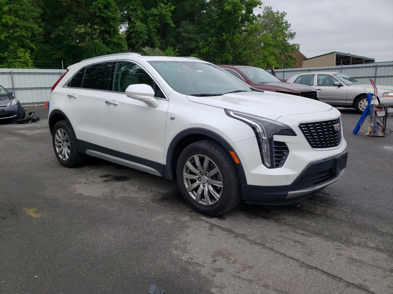 1GYFZDR48KF203323 Cadillac XT4 PREMIU 4