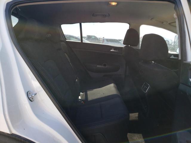 KNDPMCAC8K7614771 KIA Sportage Lx