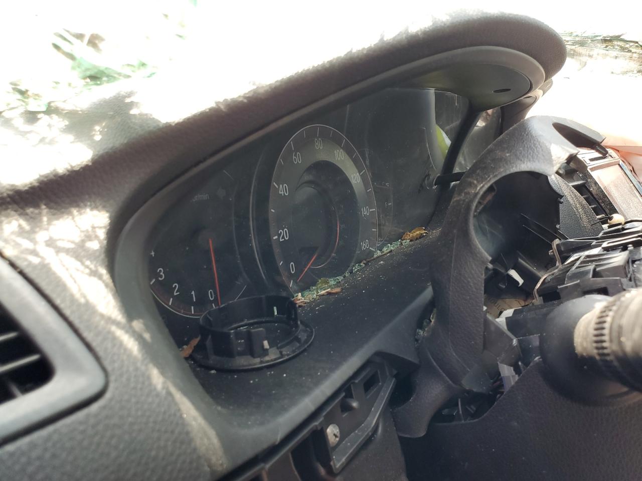 1HGCT1B85HA005523 HONDA ACCORD 2017