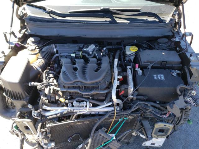 1C4PJLCSXFW737674 Jeep Cherokee Latitude