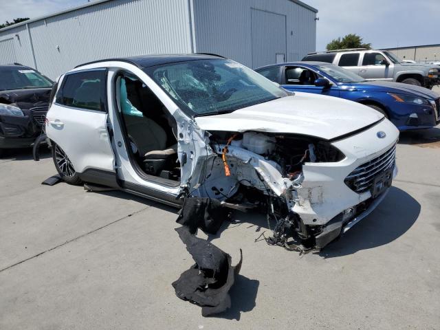 1FMCU0LZ9NUB04638 Ford Escape Titanium