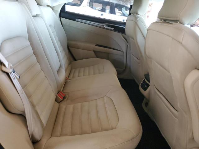 3FA6P0HD2FR228352 Ford FUSION SE