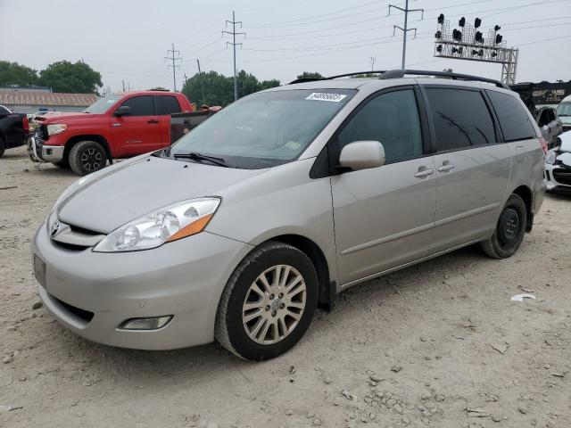 2010 Toyota Sienna XLE