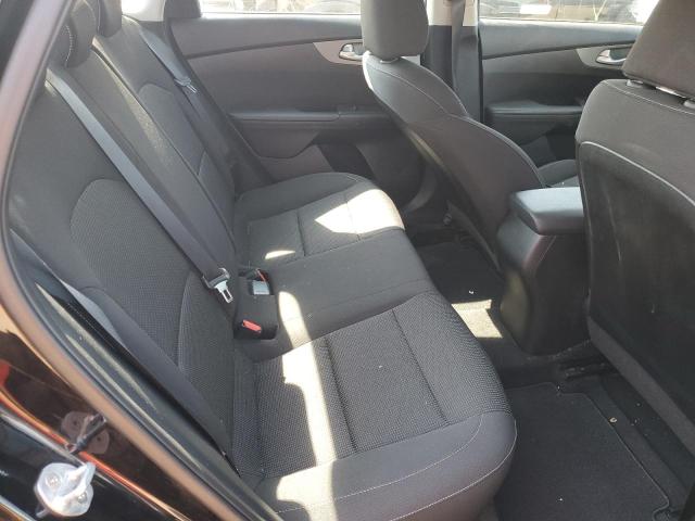 3KPF24AD5KE061352 KIA FORTE FE
