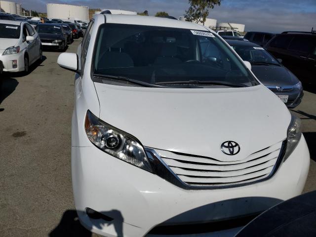 5TDKZ3DC5HS816036 2017 TOYOTA SIENNA, photo no. 5