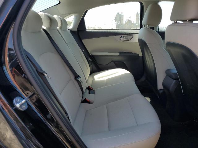 3KPF24AD8PE545314 KIA FORTE LX