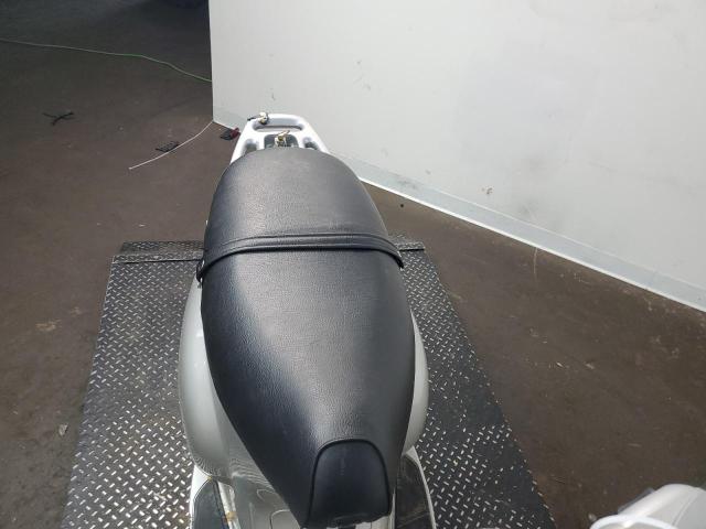 2002 VESPA C161C ZAPC16C1715003742