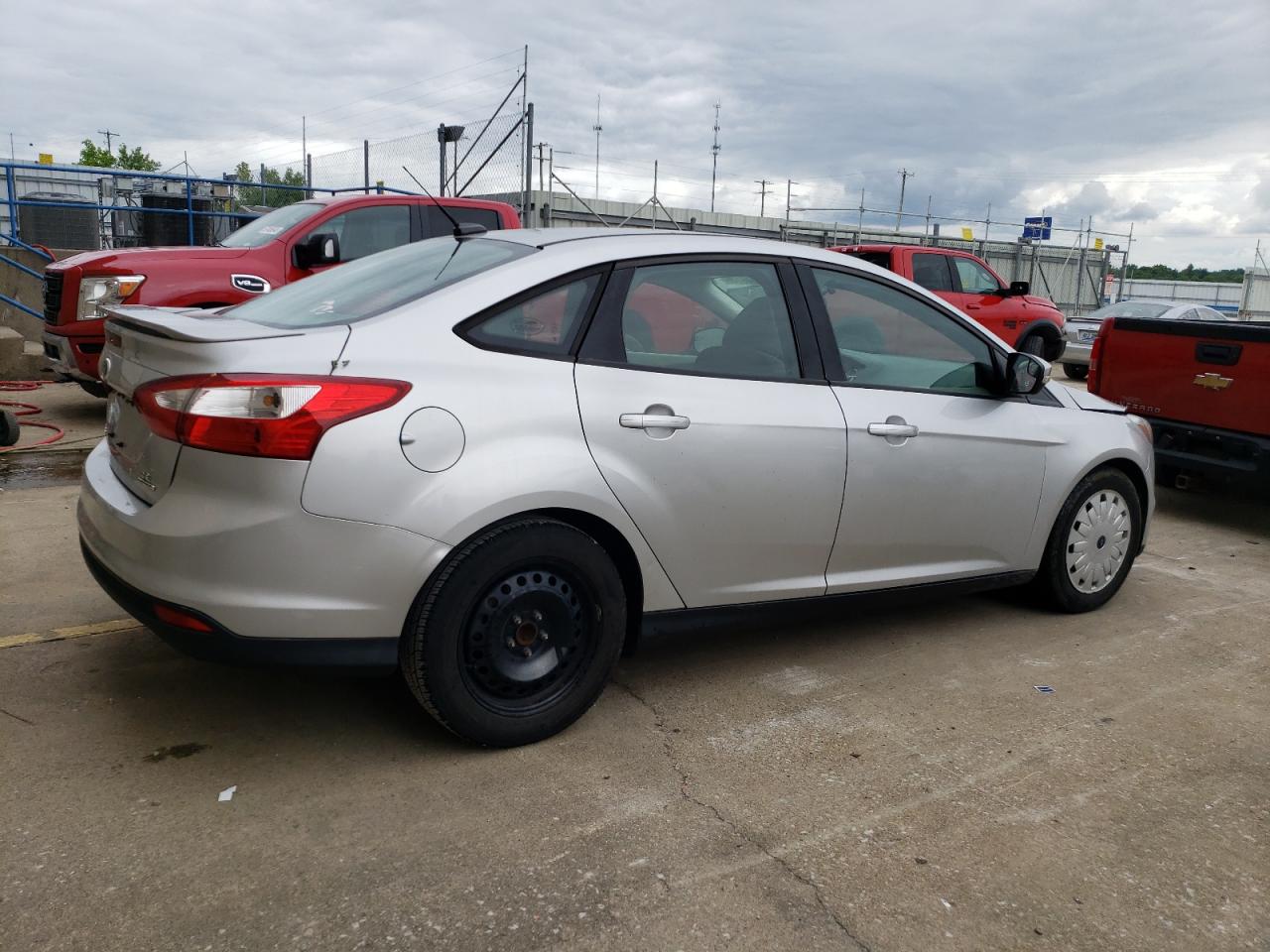 2014 Ford Focus Se vin: 1FADP3F2XEL422313