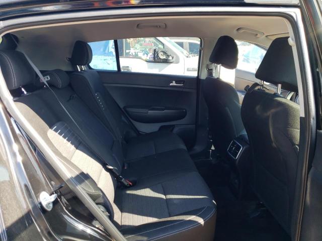 KNDPM3AC8J7337439 KIA Sportage Lx