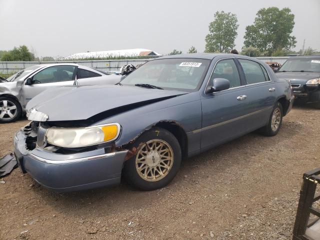 1999 Lincoln Town Car Signature