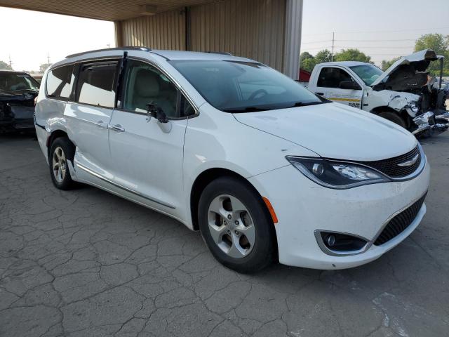 2C4RC1EG6HR704330 2017 CHRYSLER PACIFICA, photo no. 4