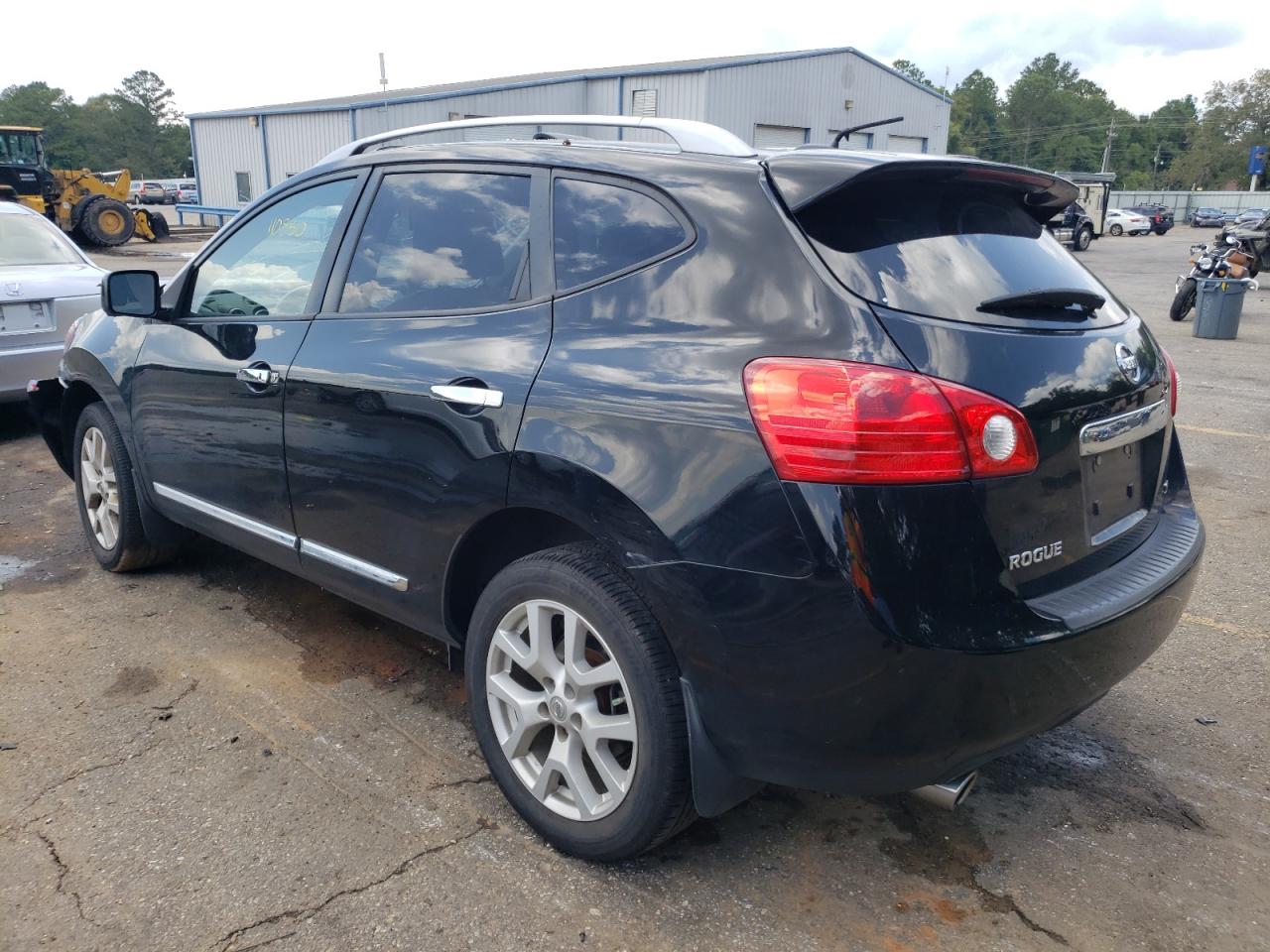 JN8AS5MT2CW257702 2012 Nissan Rogue S