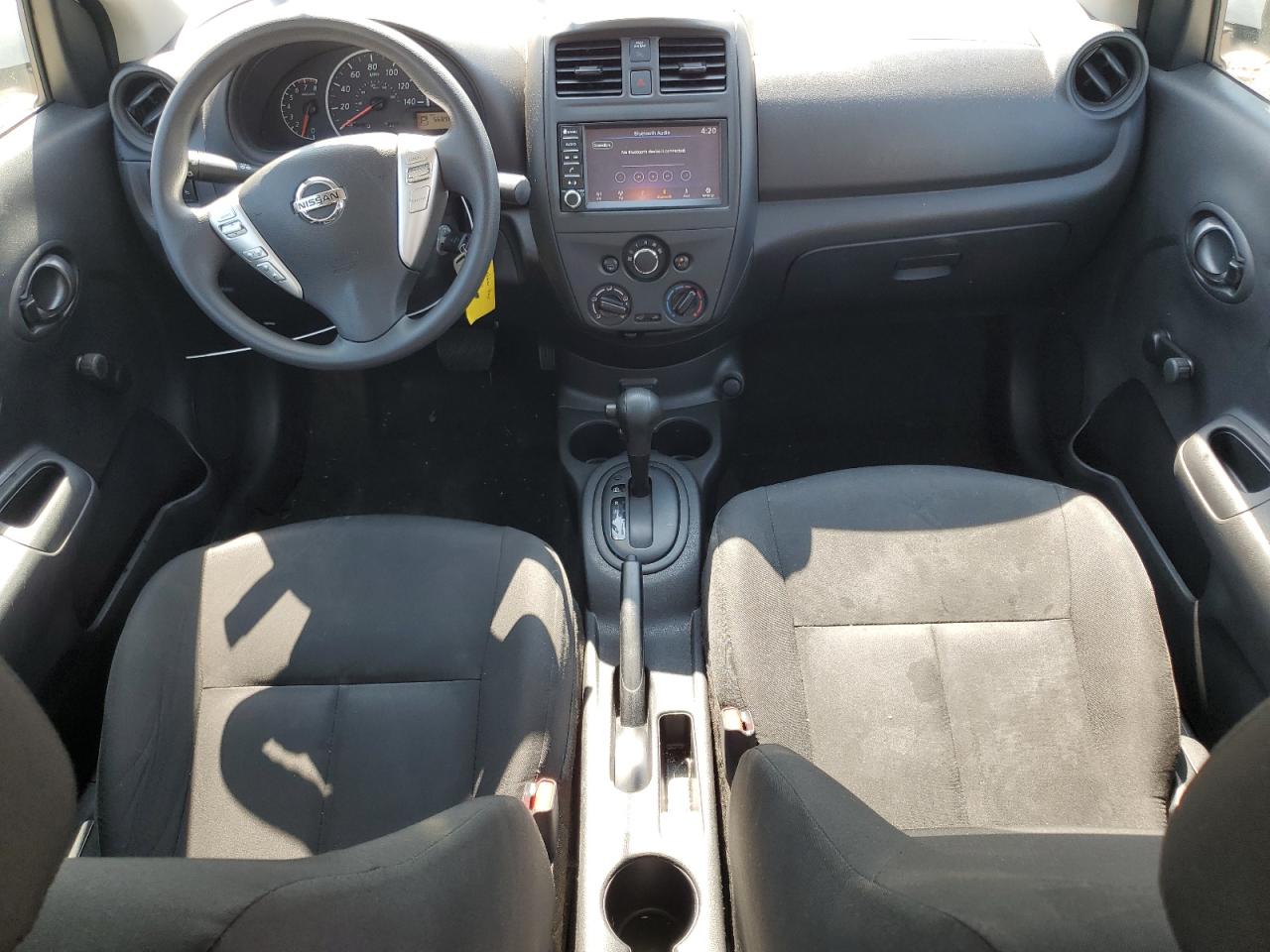 3N1CN7AP4KL824966 NISSAN VERSA 2019