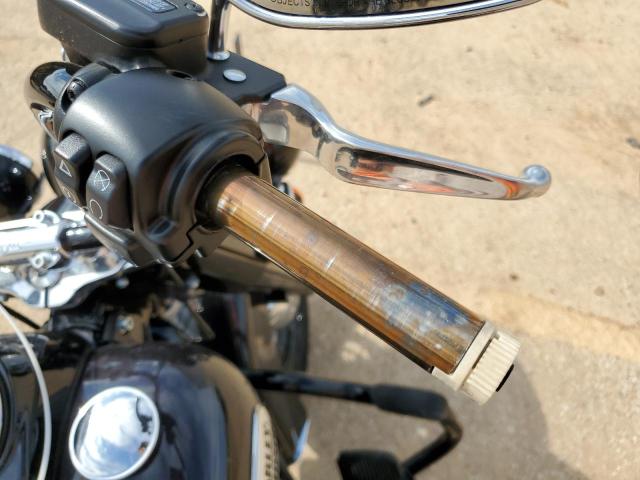 2021 HARLEY-DAVIDSON FLHCS 1HD1YBK19MB046692