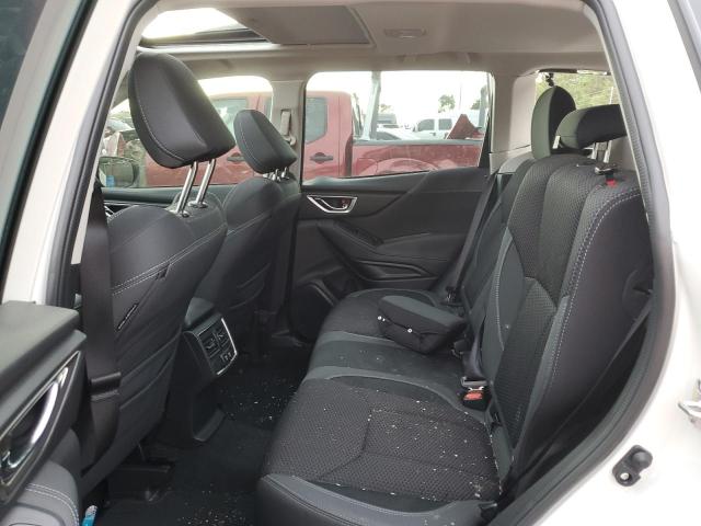 JF2SKAEC2PH448233 Subaru Forester Premium